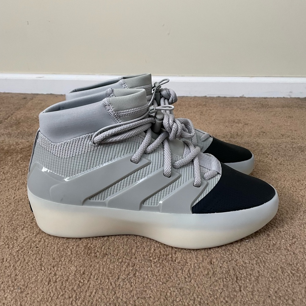 Adidas Fear of God Athletics 1 Basketball Sesame Carbon IE6188 (Mens Size 10)